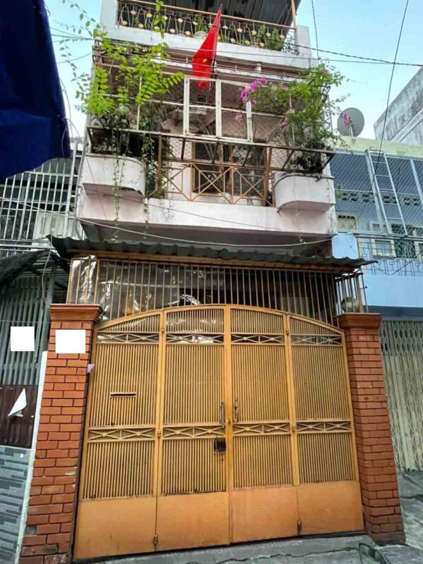 Nhà hẻm đường trần nhân tôn quận 10