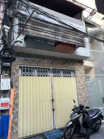 Hình ảnh thực tế mặt tiền nhà hẻm xe hơi đường hòa hưng quận 10