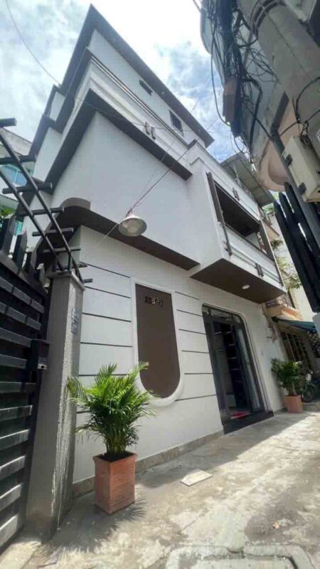 Hình ảnh thực tế mặt tiền nhà hẻm đường Hòa Hảo quận 10