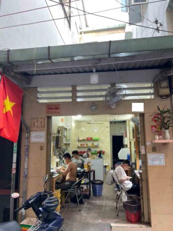 Hình ảnh mặt tiền nhà hẻm xe ô tô đường Hòa Hỏa quận 10