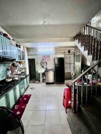 Hình ảnh thực tế phòng khách nhà hẻm đường 3 tháng 2 quận 10 (2)