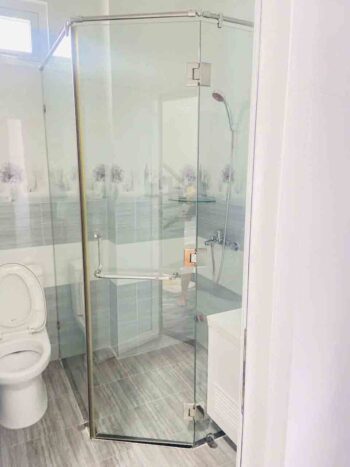 Hình ảnh thực tế wc nhà hẻm đường bà hạt quận 10