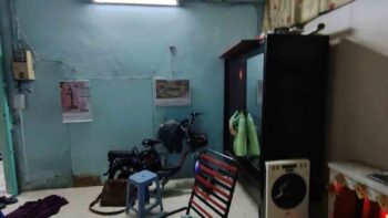 Hình ảnh thực tế phòng khách nhà hẻm đường Tân Phước quận 10 (2)