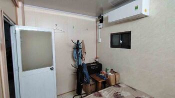 Hình ảnh thực tế phòng khách nhà hẻm đường Tân Phước quận 10 (3)
