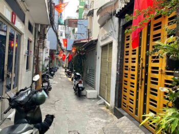 Hình ảnh thực thế đường vào nhà hẻm xe hơi đường Thành Thái quận 10 (2)