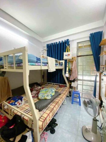 Hình ảnh thực tế phòng ngủ nhà hẻm xe hơi đường lê hồng phong quận 10