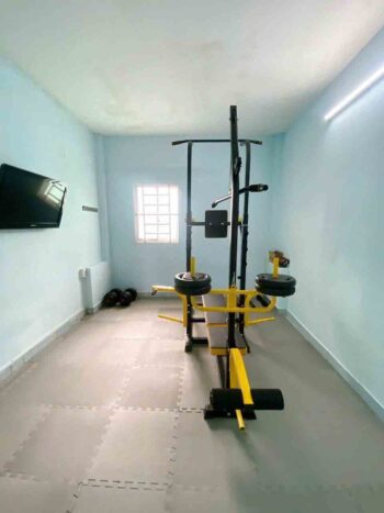 Hình ảnh thực tế phòng ngủ nhà hẻm xe hơi đường lê hồng phong quận 10