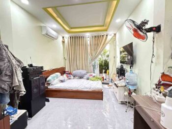 Hình ảnh thực tế phòng ngủ nhà hẻm xe hơi đường 3 tháng 2 quận 10 (3)