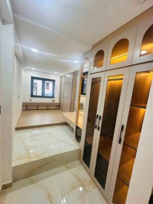 Hình ảnh thực tế phòng ngủ nhà mặt tiền đường nhựa đường Hòa Hưng quận 10