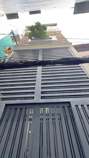 Hình ảnh thực tế mặt tiền nhà hẻm đường Bà Hạt quận 10