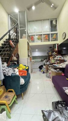 Hình ảnh thực tế phòng khách nhà hẻm đường Bà Hạt quận 10