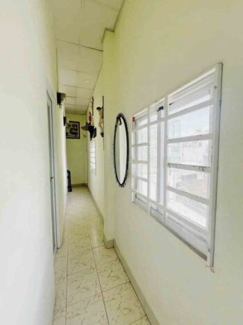 Hình ảnh thực tế phòng khách nhà hẻm đường Bà Hạt quận 10 (5)